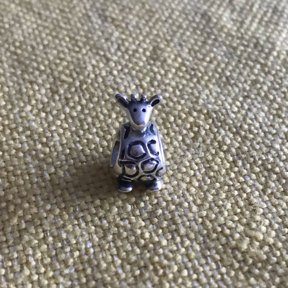 Retired Pandora Giraffe Charm